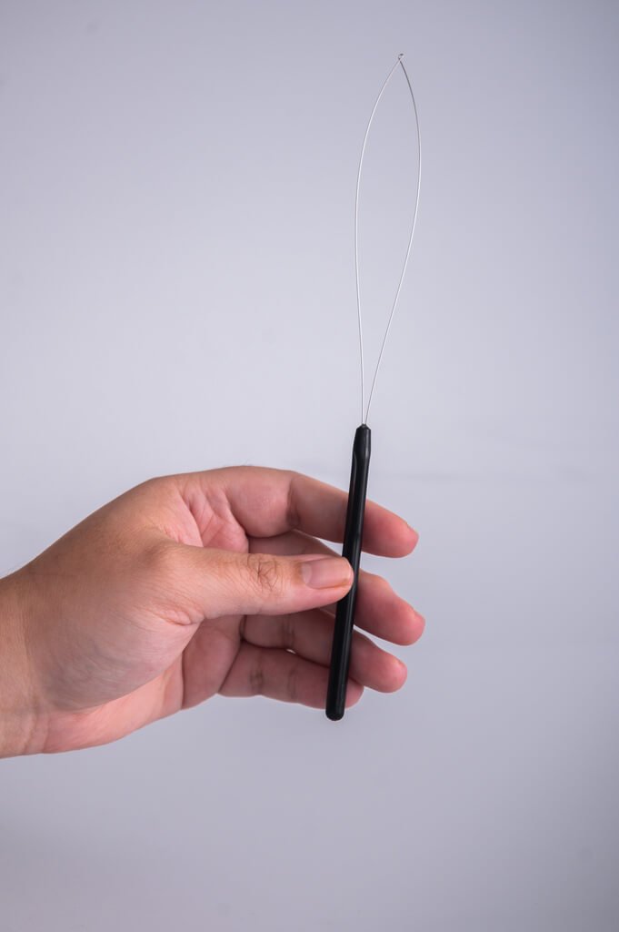 Microbead Loop Threader (Plastic) - Sophia Hair Australia